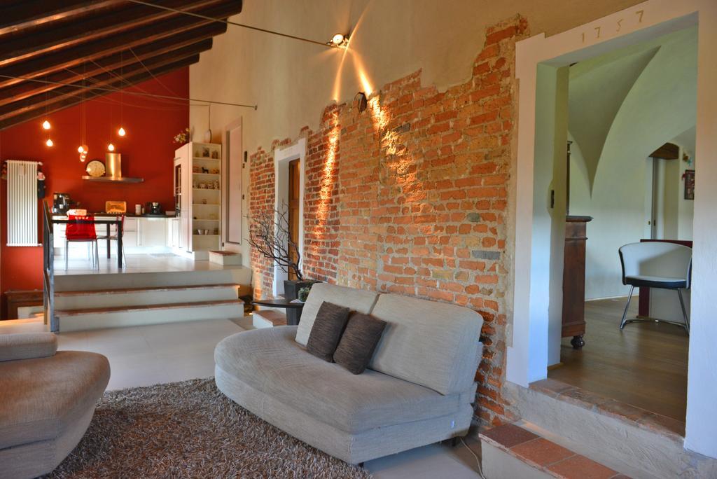 Casa Vacanze Il Brichet Mondovì Стая снимка