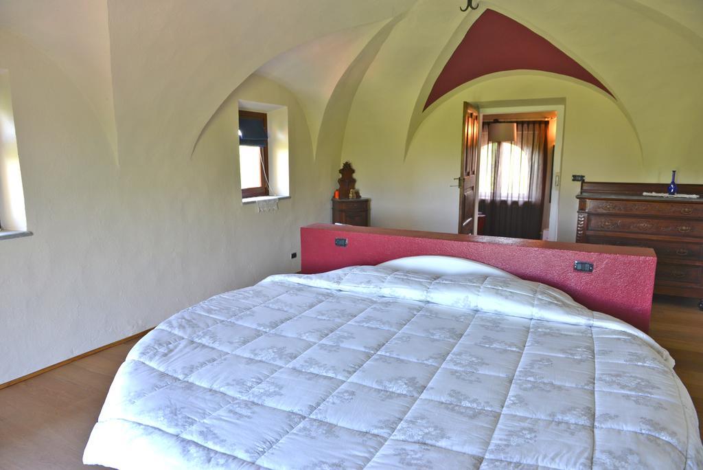 Casa Vacanze Il Brichet Mondovì Стая снимка