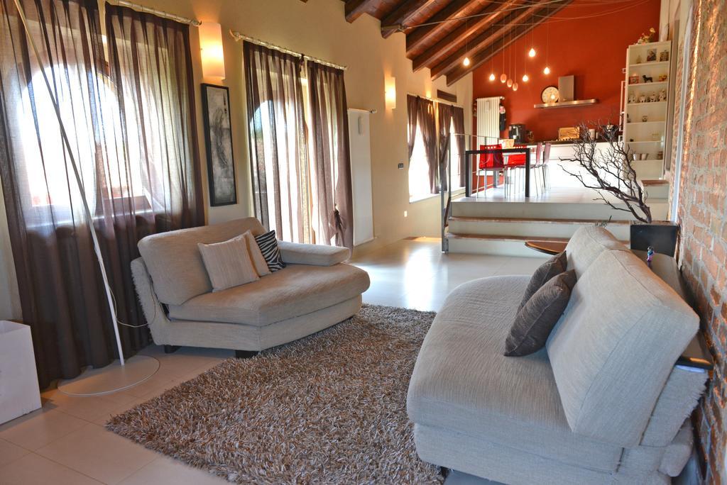 Casa Vacanze Il Brichet Mondovì Стая снимка